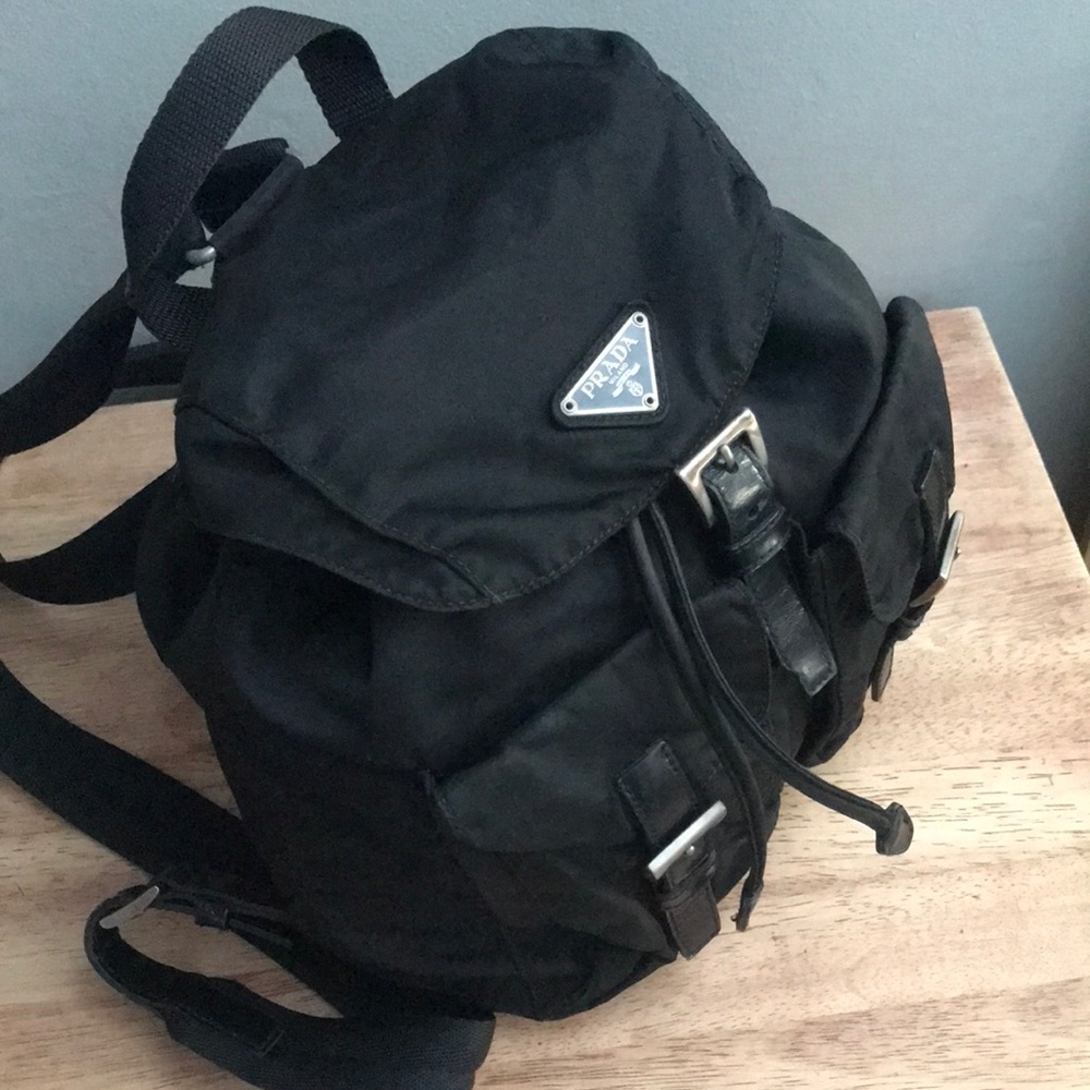 ⭐️ Authentic Prada Mini Nylon Drawstring Backpack - Picture 4 of 16